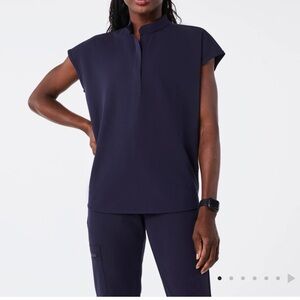 Women's Figs Navy Rafaela Oversized Scrub Top